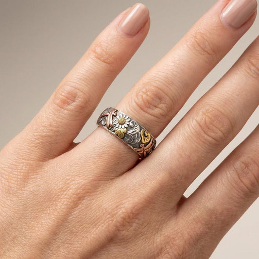 ANILLO DE PLATA VINTAGE HECHO A MANO CON DISEÑO DE LIBÉLULA Y GIRASOL
