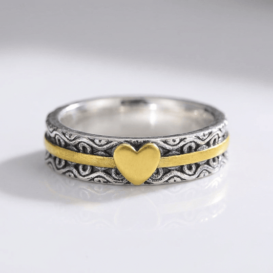 ANILLO DE ORO CON FORMA DE CORAZÓN HECHO A MANO