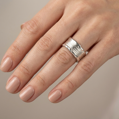 ANILLO BICOLOR DE ORO Y PLATA HECHO A MANO (AJUSTABLE)