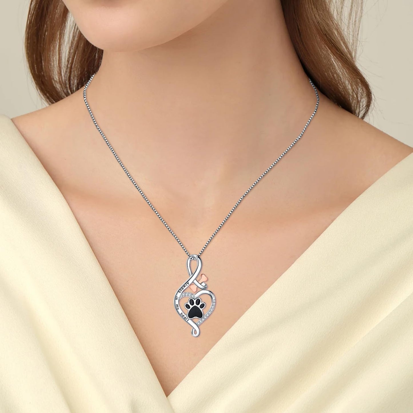 Collar Corazón, Hueso e Infinito – Colgante “Siempre en mi corazón”