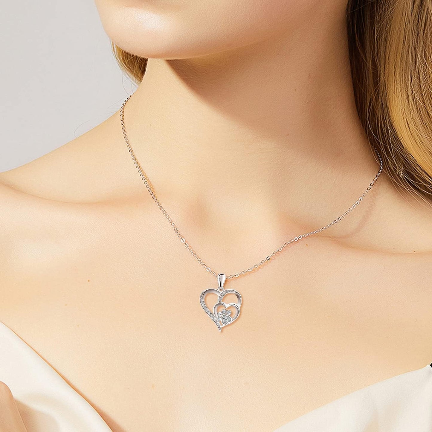 Collar De Plata De Ley Con Huella De Pata Y Corazón Con Circonita