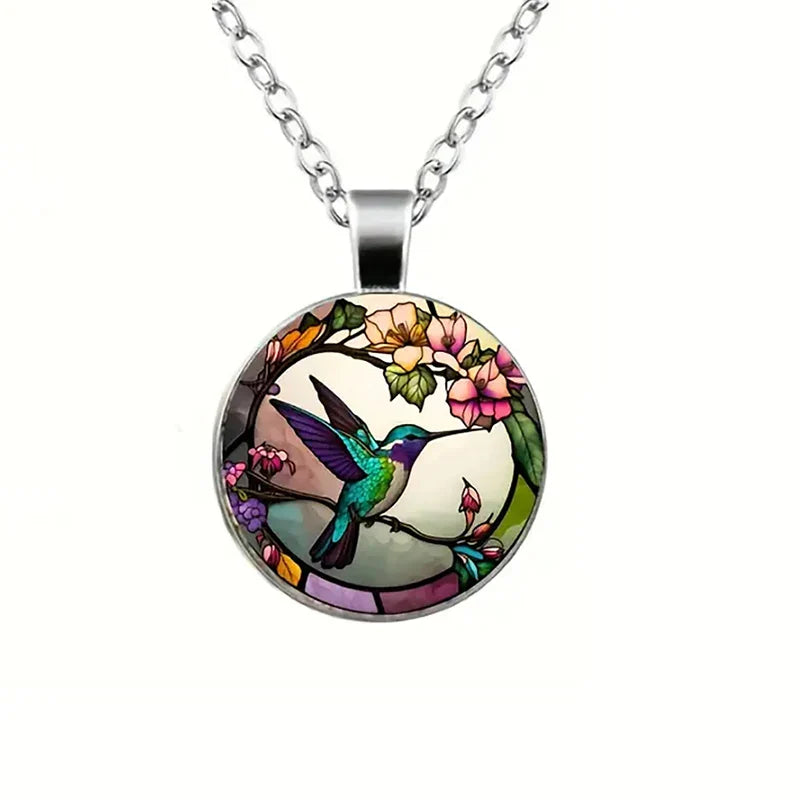 Collar con Colgante de Cúpula de Cristal de Colibrí