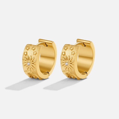 Aretes de aro dorados celestiales