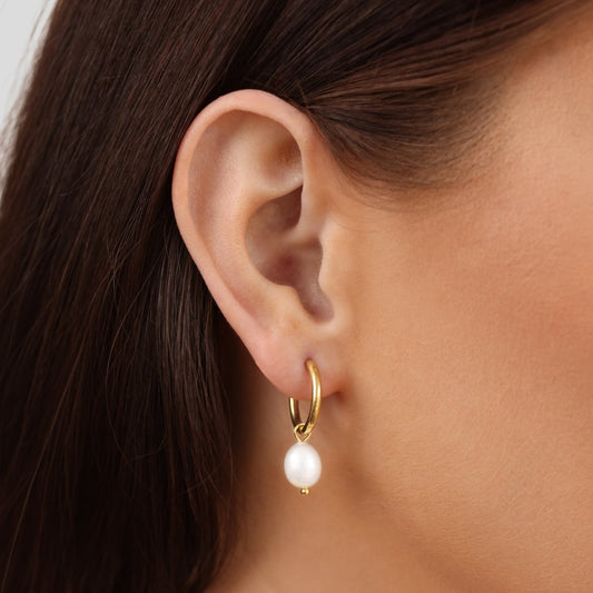 Aretes de aro Bella con perlas de agua dulce