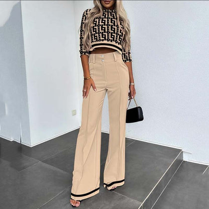 Elegante conjunto compuesto por un top corto y unos pantalones anchos para mujer.